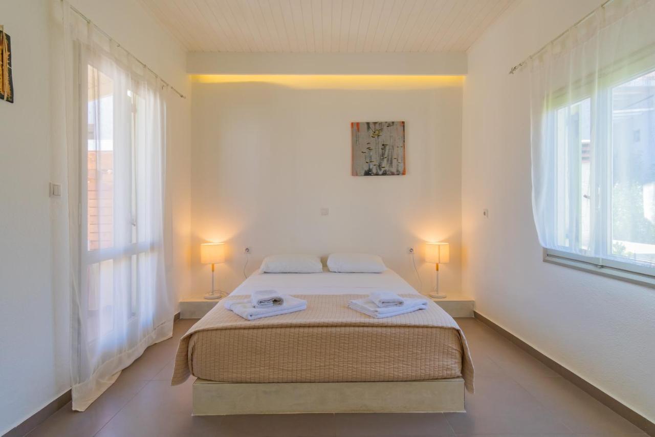 Christina Boutique Studios Elounda Екстериор снимка