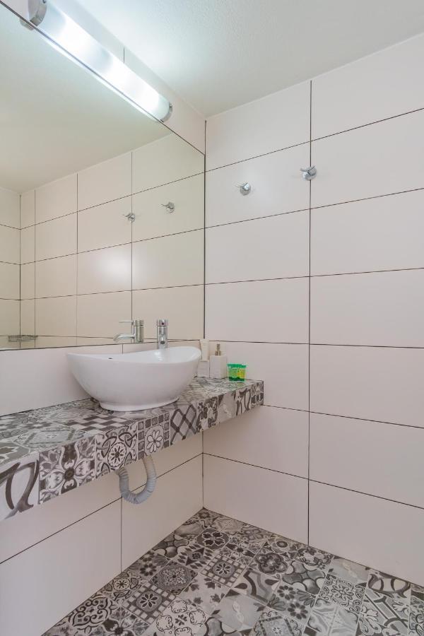 Christina Boutique Studios Elounda Екстериор снимка