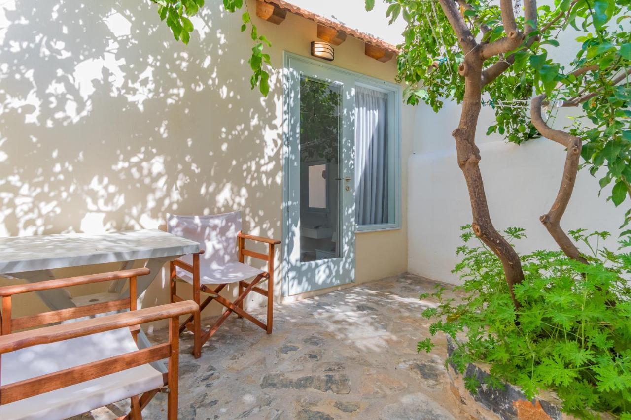 Christina Boutique Studios Elounda Екстериор снимка