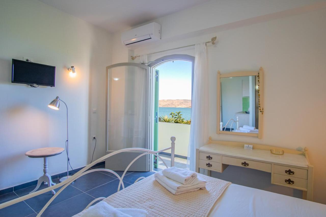 Christina Boutique Studios Elounda Екстериор снимка