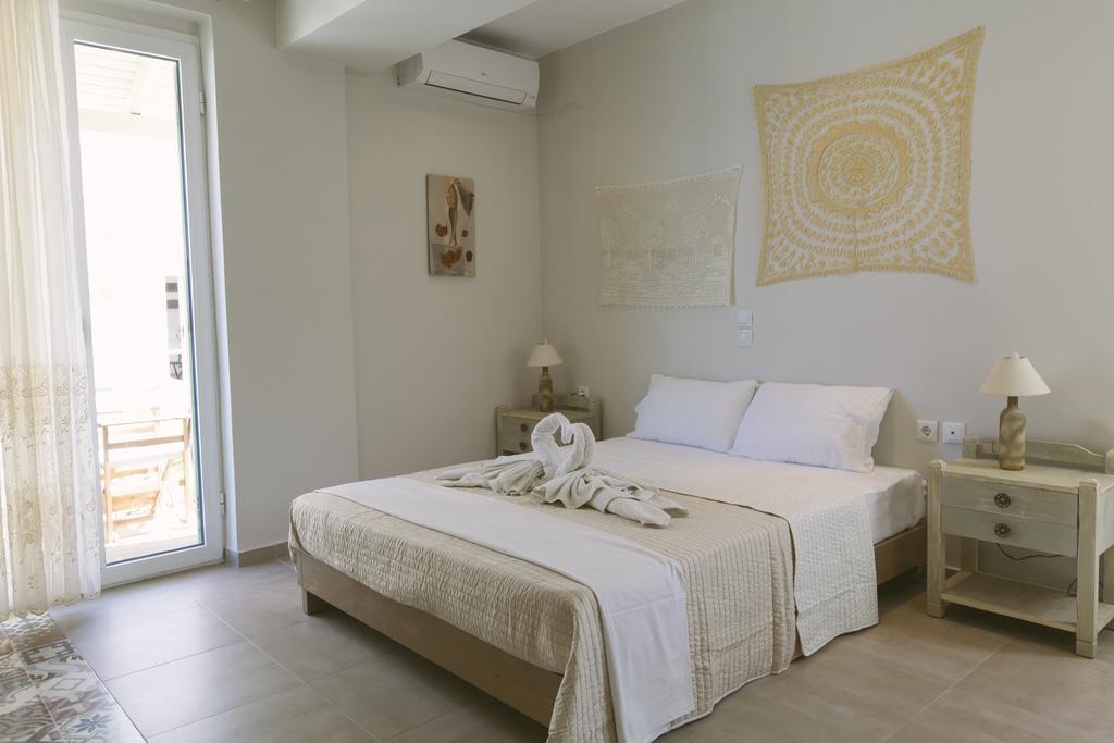 Christina Boutique Studios Elounda Екстериор снимка