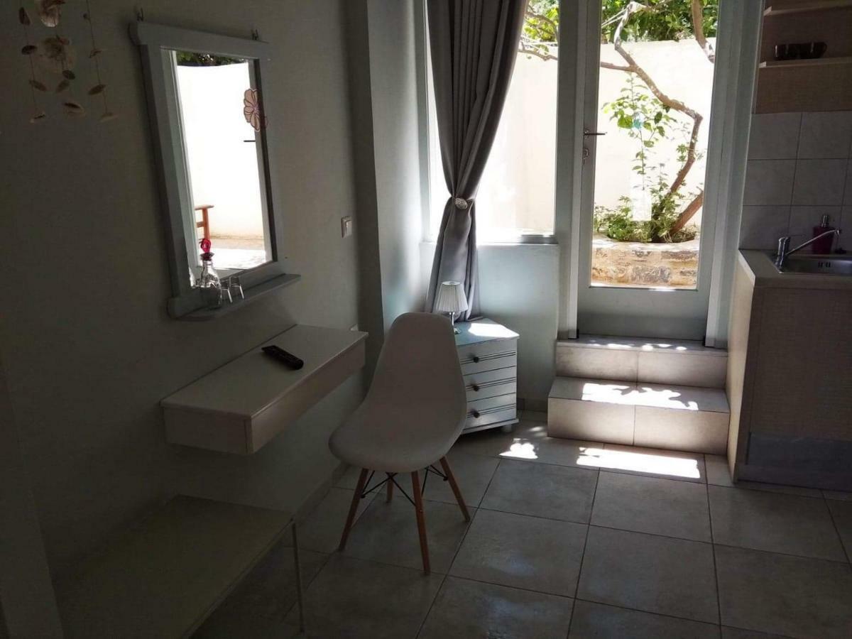 Christina Boutique Studios Elounda Екстериор снимка
